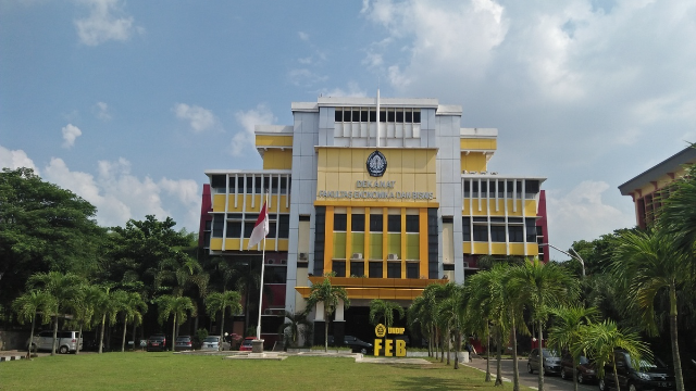 Mengenal Universitas-Universitas Terkenal di Semarang